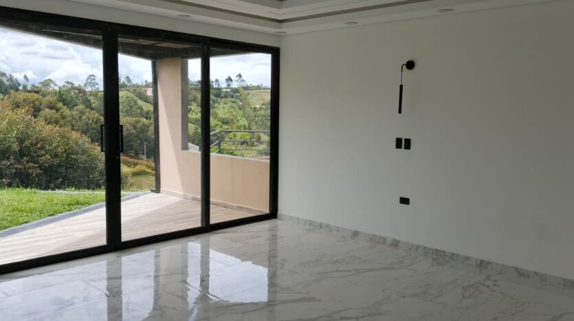 Vendo Hermosa Casa Para Estrenar En Rionegro Vereda La Playa