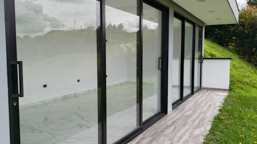 Vendo Hermosa Casa Para Estrenar En Rionegro Vereda La Playa