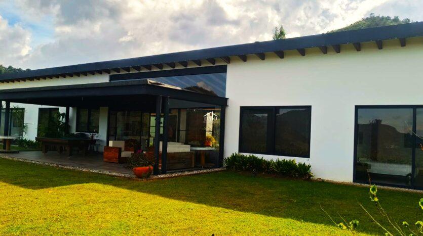 Vendo Hermosa Casa Campestre  En Llanogrande Sector Pontezuela