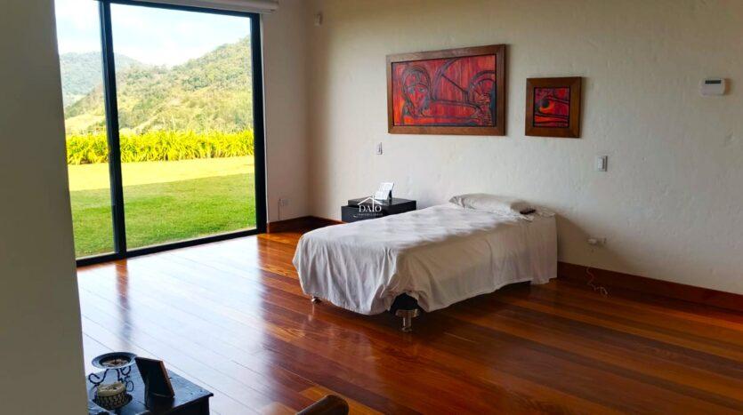 Vendo Hermosa Casa Campestre En Llanogrande Sector Pontezuela