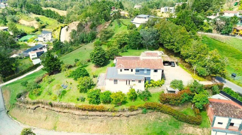Vendo Casa Campestre en Rionegro sector Ojo de Agua