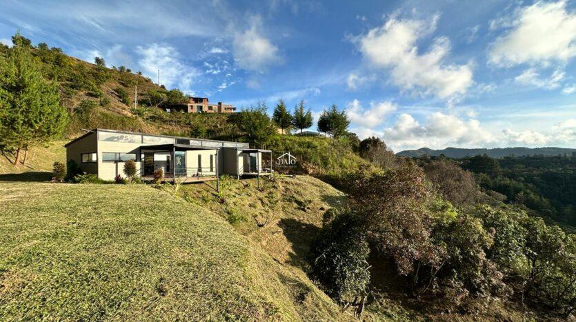Vendo Casa Campestre En San Vicente sector La Floresta
